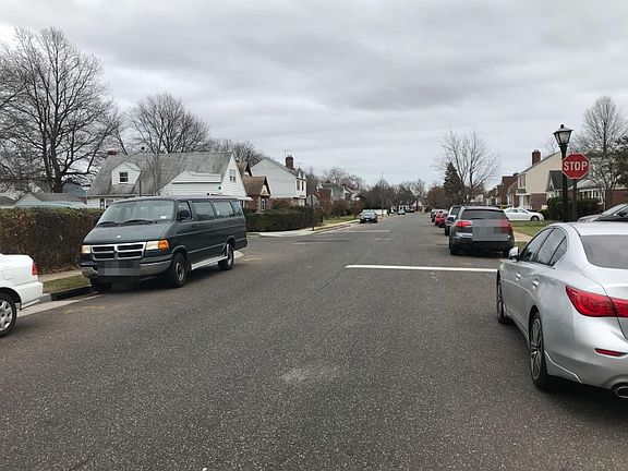 5th image of 79 Martin Ave