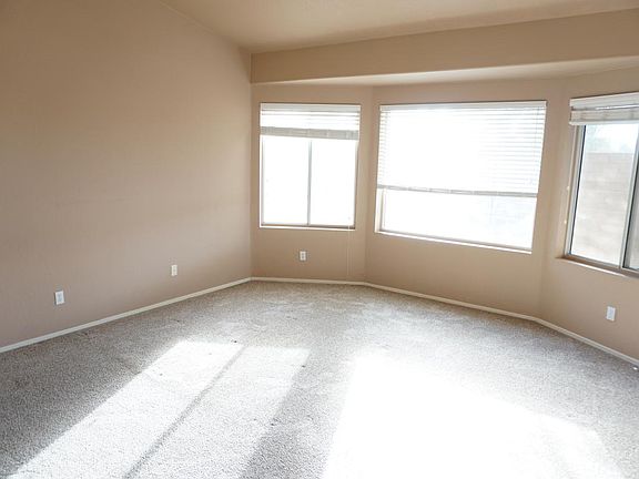 4th image of 8901 N Willeta Dr