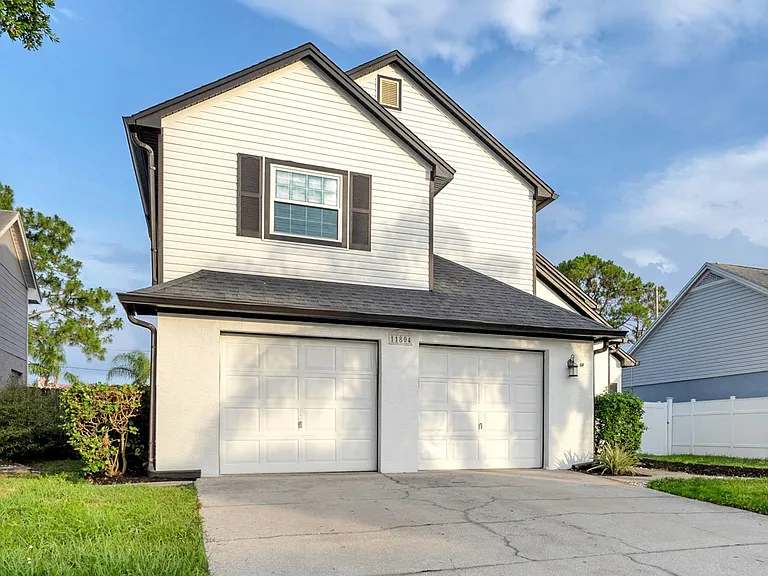 11804 Branch Mooring Dr — Photo 3