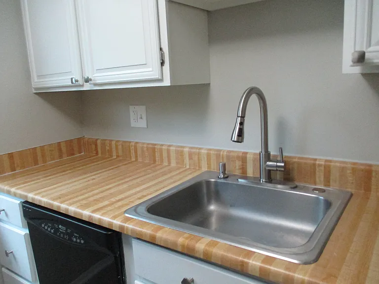 8601 Kenosha Ct — Photo 13