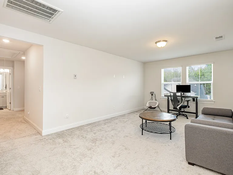 1063 Holland Ridge Way — Photo 6