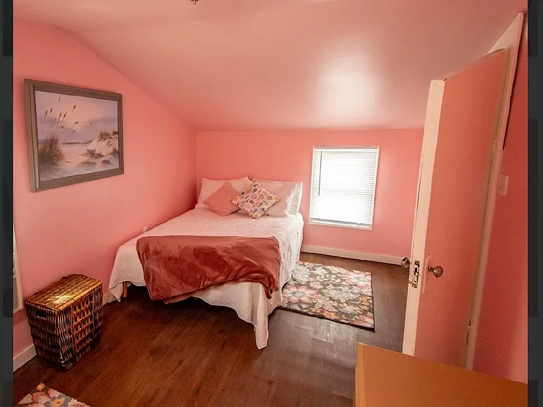 46 Kearney Ave #B — Photo 17