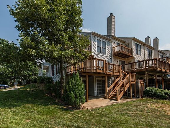 balcony & deck and a patio!