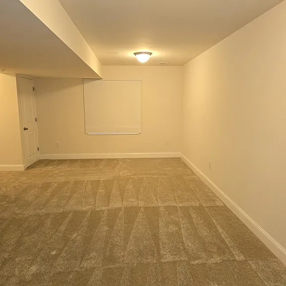 303 Ellis Ct — Photo 18