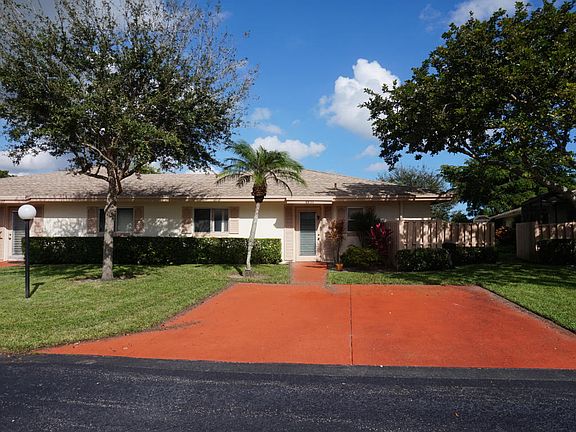 Home For Sale In Whisper Walk