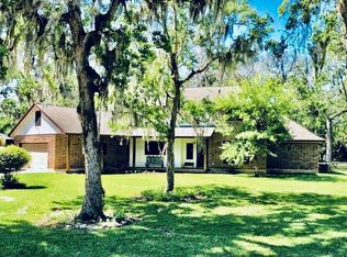 1620 McFadden Rd, Lake Jackson, TX 77566