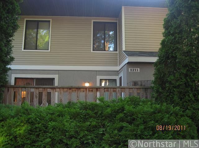 1st image of 1211 Trailwood S