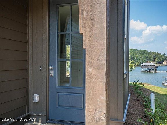 4th image of 108 Waters Edge Dr