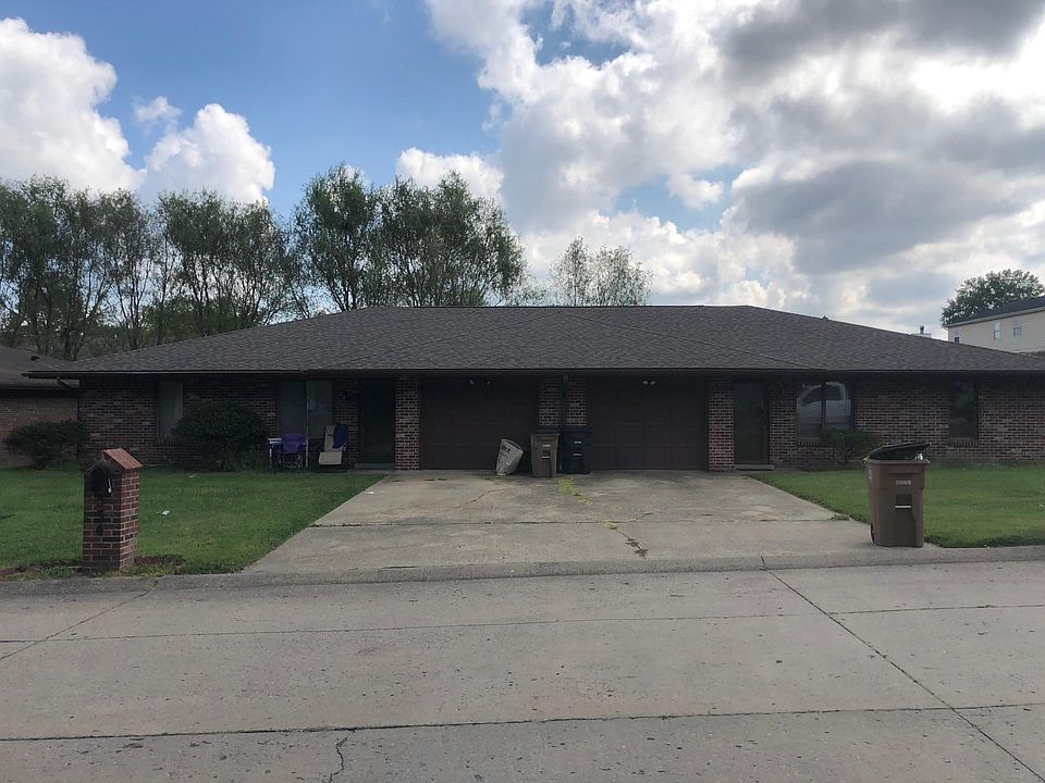1st image of 532 Woodbine Pl