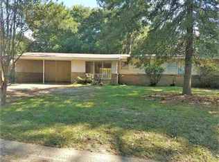 228 S Canton Club Cir, Jackson, MS 39211