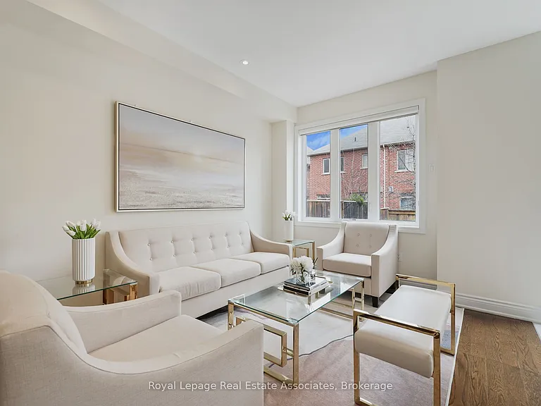 41 Mazarine Ln — Photo 7