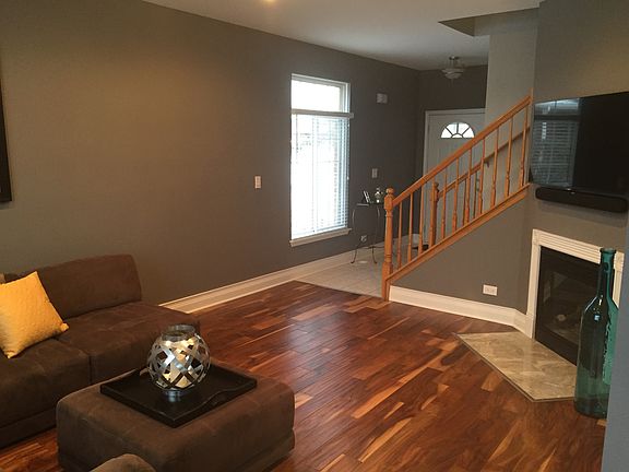 2nd image of 1141 Coventry Cir