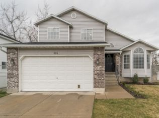 694 S Pheasant View Dr, Layton, UT 84041
