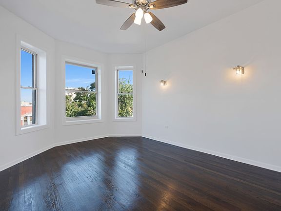4th image of 2719 W Evergreen Ave #3