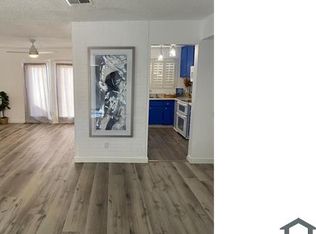2546 Love St, Paradise, NV 89121