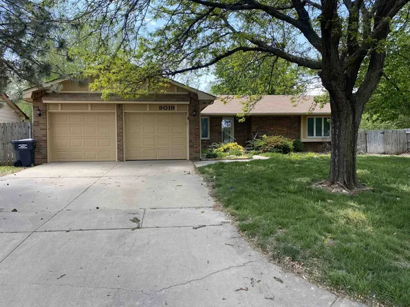 8019 W 2nd St N, Wichita, KS 67212