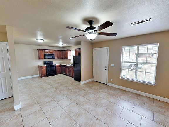 3rd image of 4454 W Wedington Dr