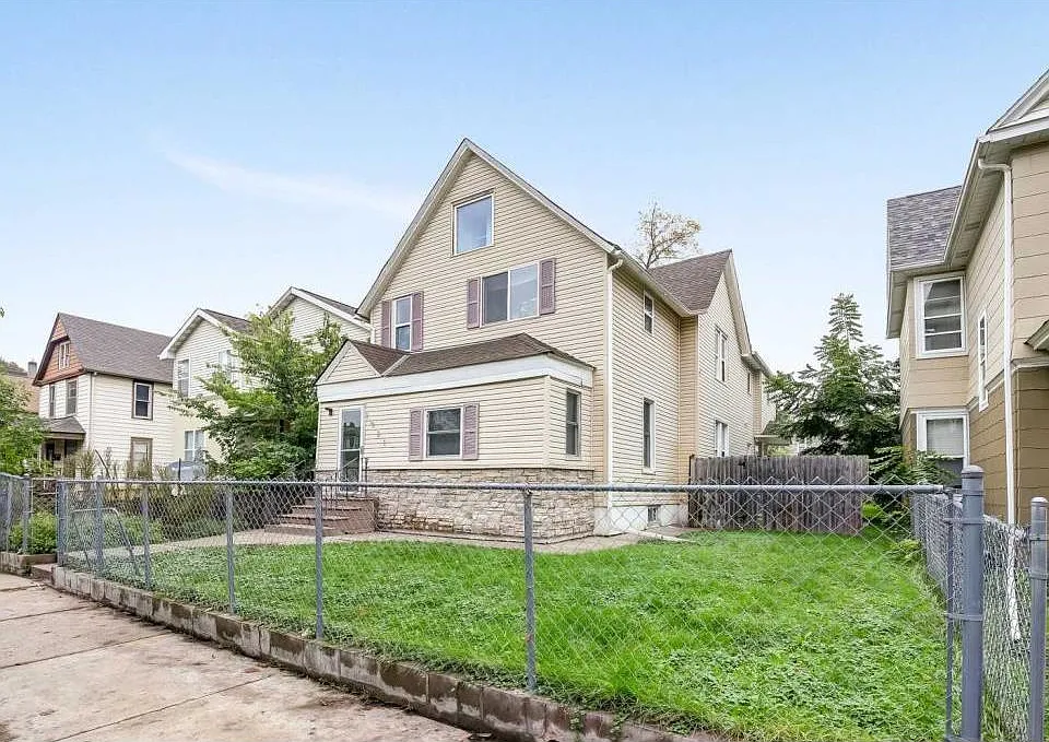 1931 Fillmore St NE #1