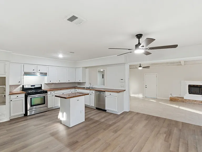 452 Scenic Dr — Photo 6