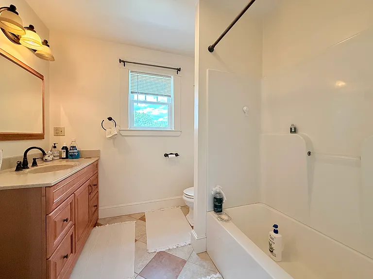 62 Plimpton Ave — Photo 24