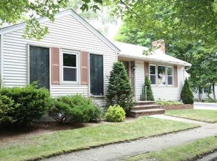 45 Homeside Dr, Cranston, RI 02905