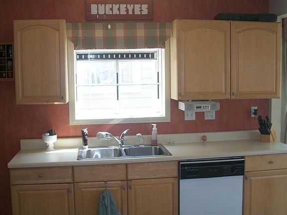 5th image of 2605 Westfield Ave