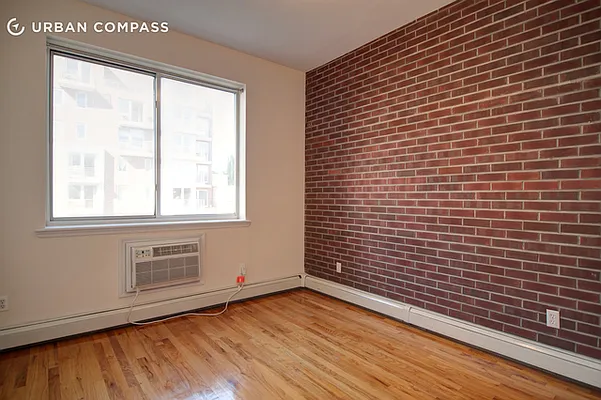 Rented by Compass | media 7