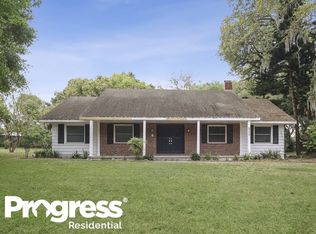 311 Paradise Island Dr, Haines City, FL 33844