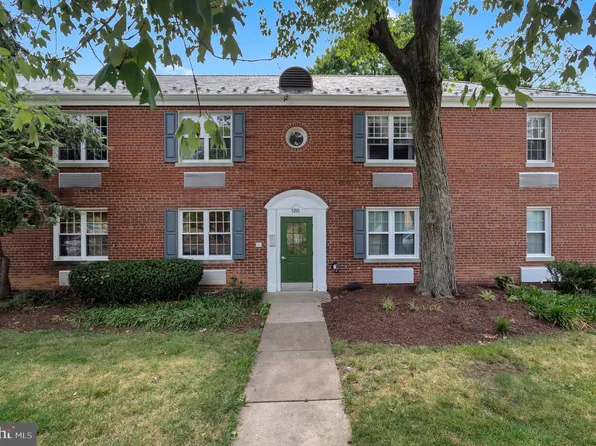 3201 Commonwealth Ave APT B, Alexandria, VA 22305