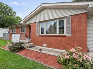 521 Thomas Ave, Hohenwald, TN 38462