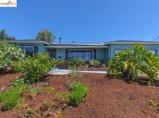 4966 Elrod Dr, Castro Valley, CA 94546