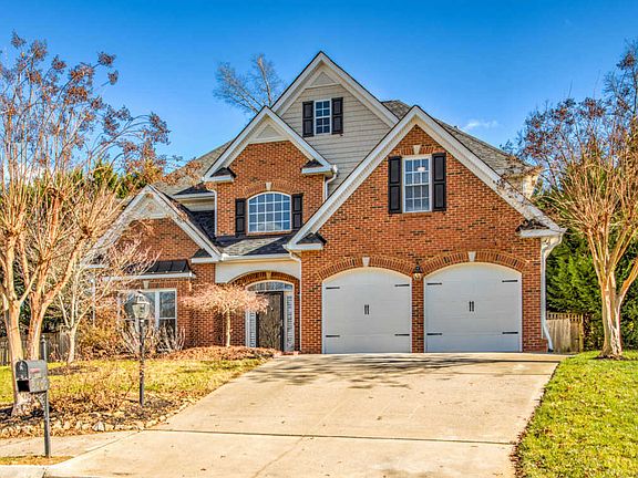 2nd image of 8800 Ebenezer Oaks Ln