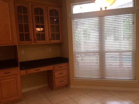 2nd image of 892 Coldwater Creek Cir E