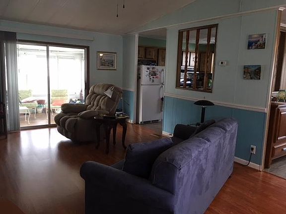 5th image of 15 Albion Ct