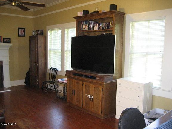 3rd image of 1040 Cyrus Dr
