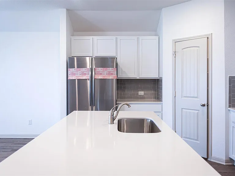 231 Sweetwater Creek Ln — Photo 24