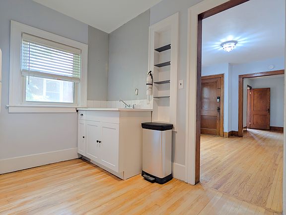 2nd image of 322 Partington Ave