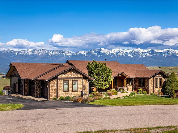 3rd image of 40647 Stone Horse Dr