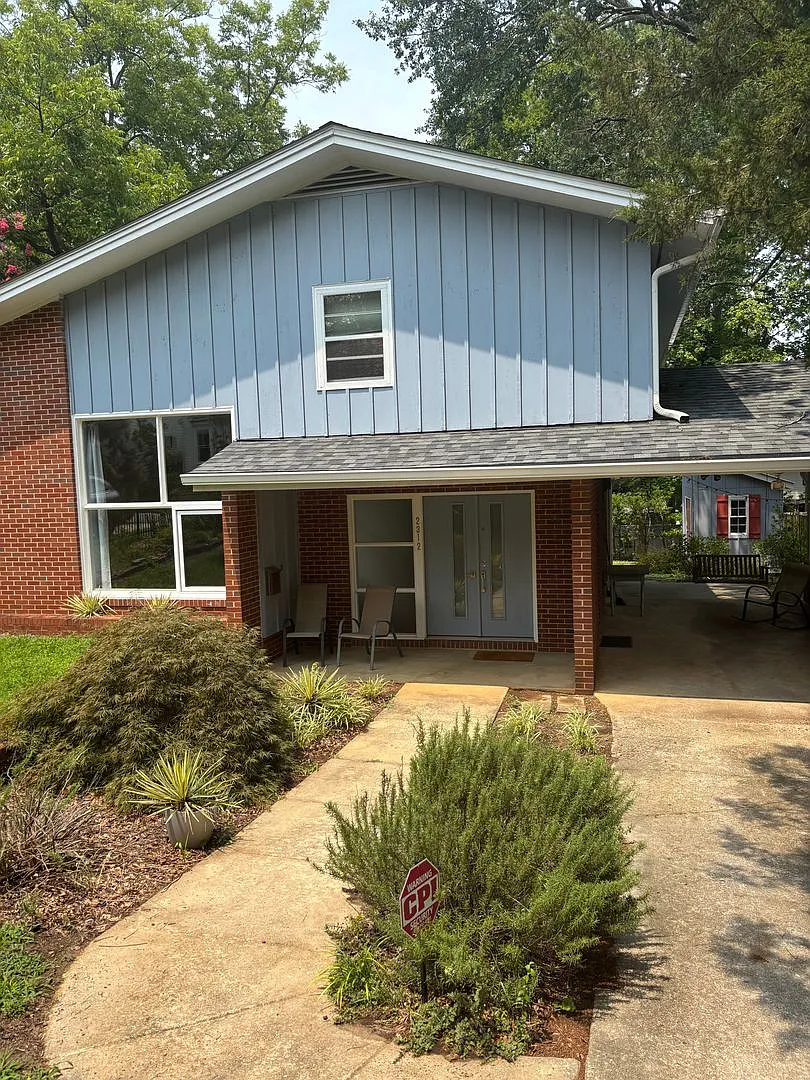 2312 Bedford Ave ~ 3 bedroom / 2.5 bathroom split level house ~ located near District Village — Photo 1