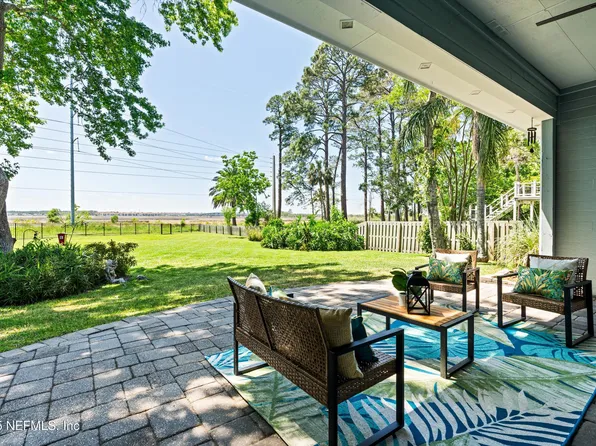 2046 MARYE BRANT Loop S, Neptune Beach, FL 32266