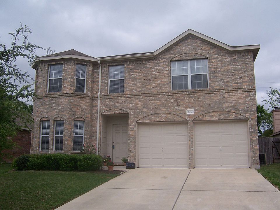 1st image of 1012 Antique Heritage Dr