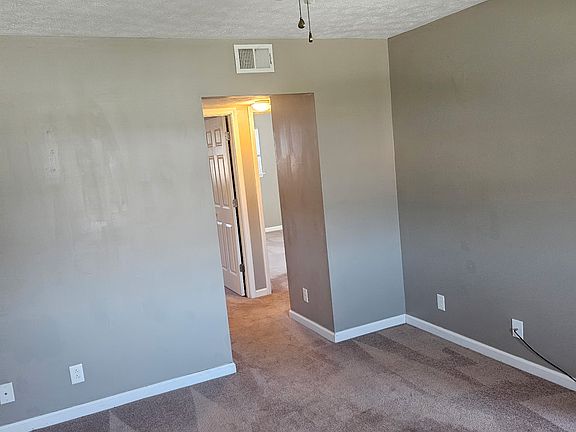 4th image of 304 Sequoyah Trl #3