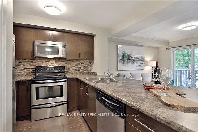 3250 Bentley Dr #3 — Photo 3