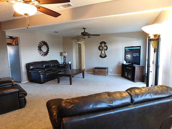3rd image of 2632 San Andres Dr