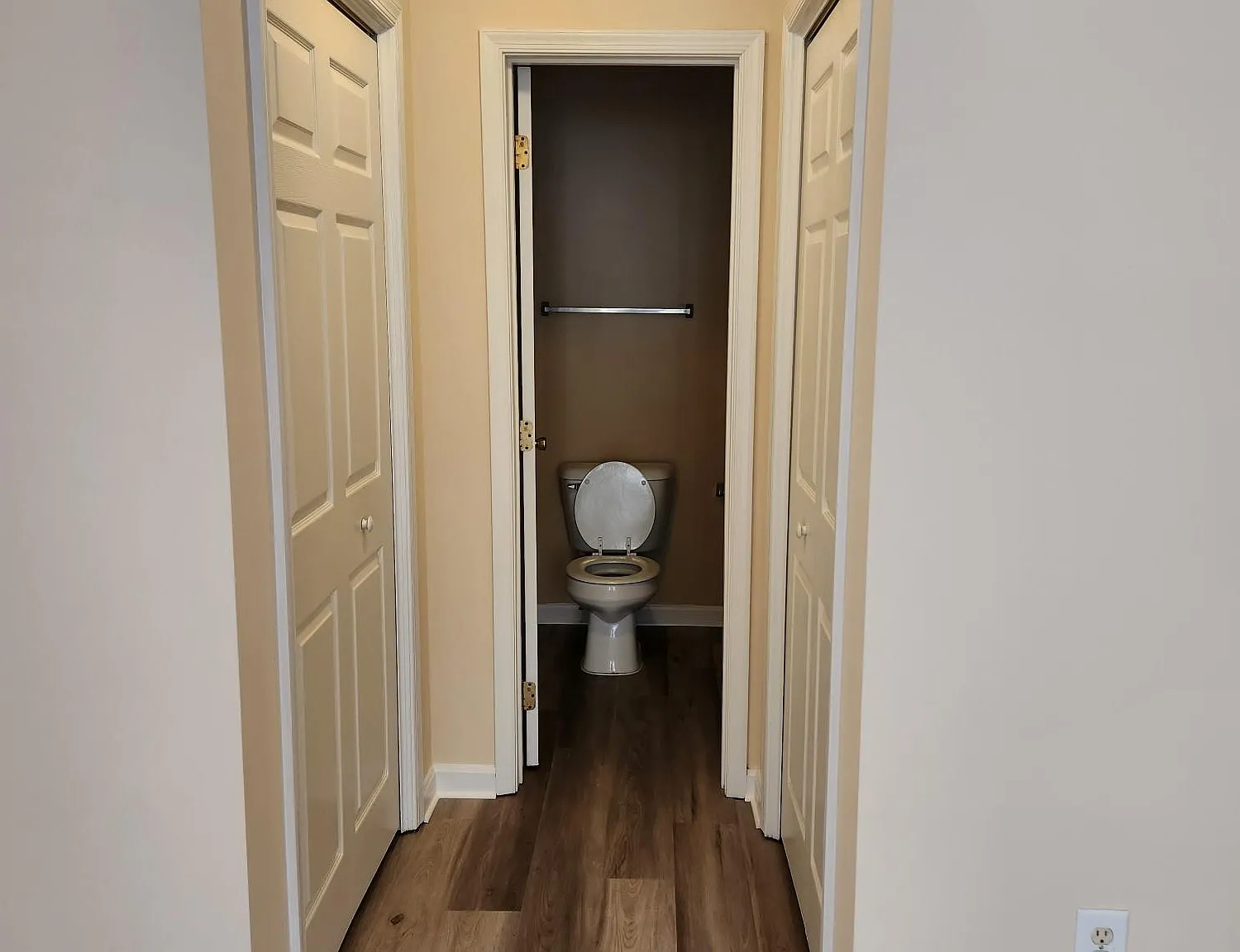 3 bed, 1076 sqft, $1,650 — Photo 4