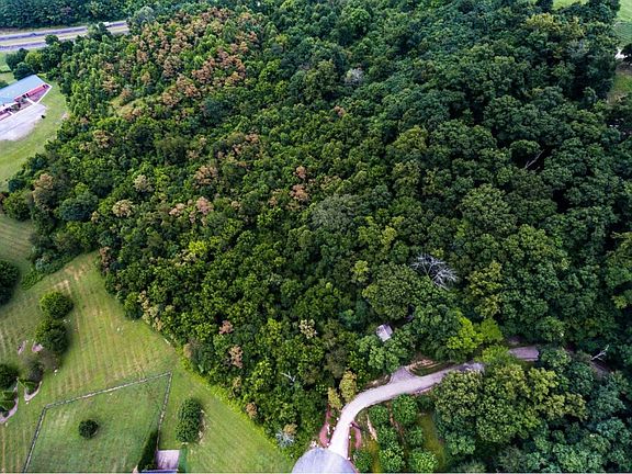 3rd image of Tara Ct