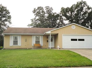 7009 Peartree Ln, Fort Wayne, IN 46825