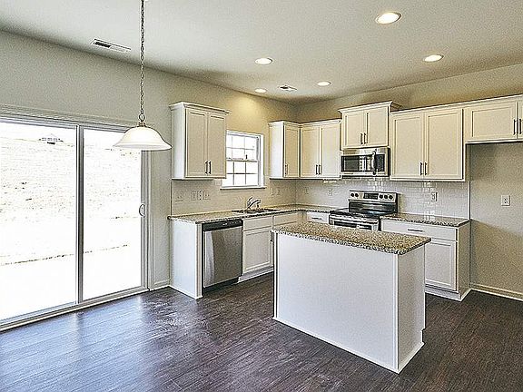 5th image of 457 N Great White Way