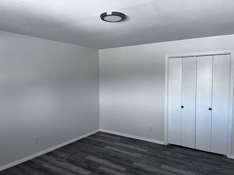 18237 W 3rd Ave #2 — Photo 7