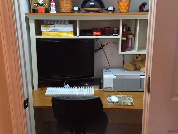 Closet/Office